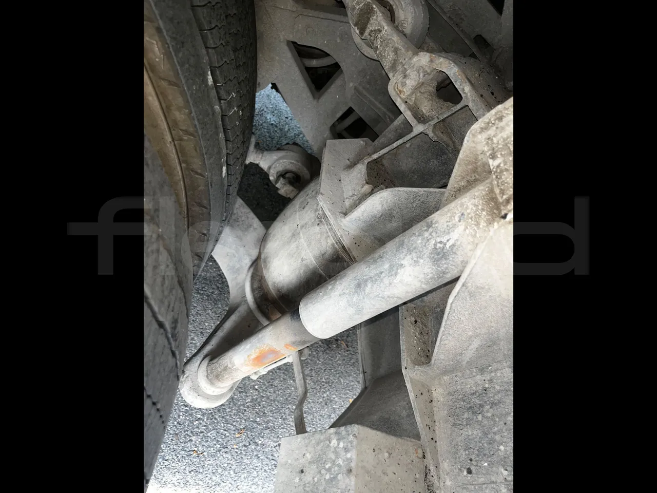 Iveco Magelys - axle 2 shock absorbers 2 left