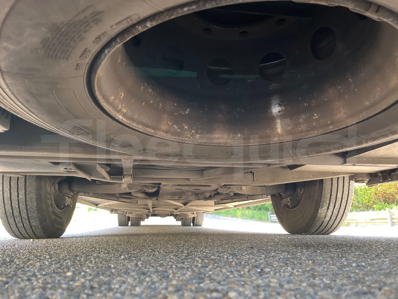 Iveco Magelys - front undercarriage from front
