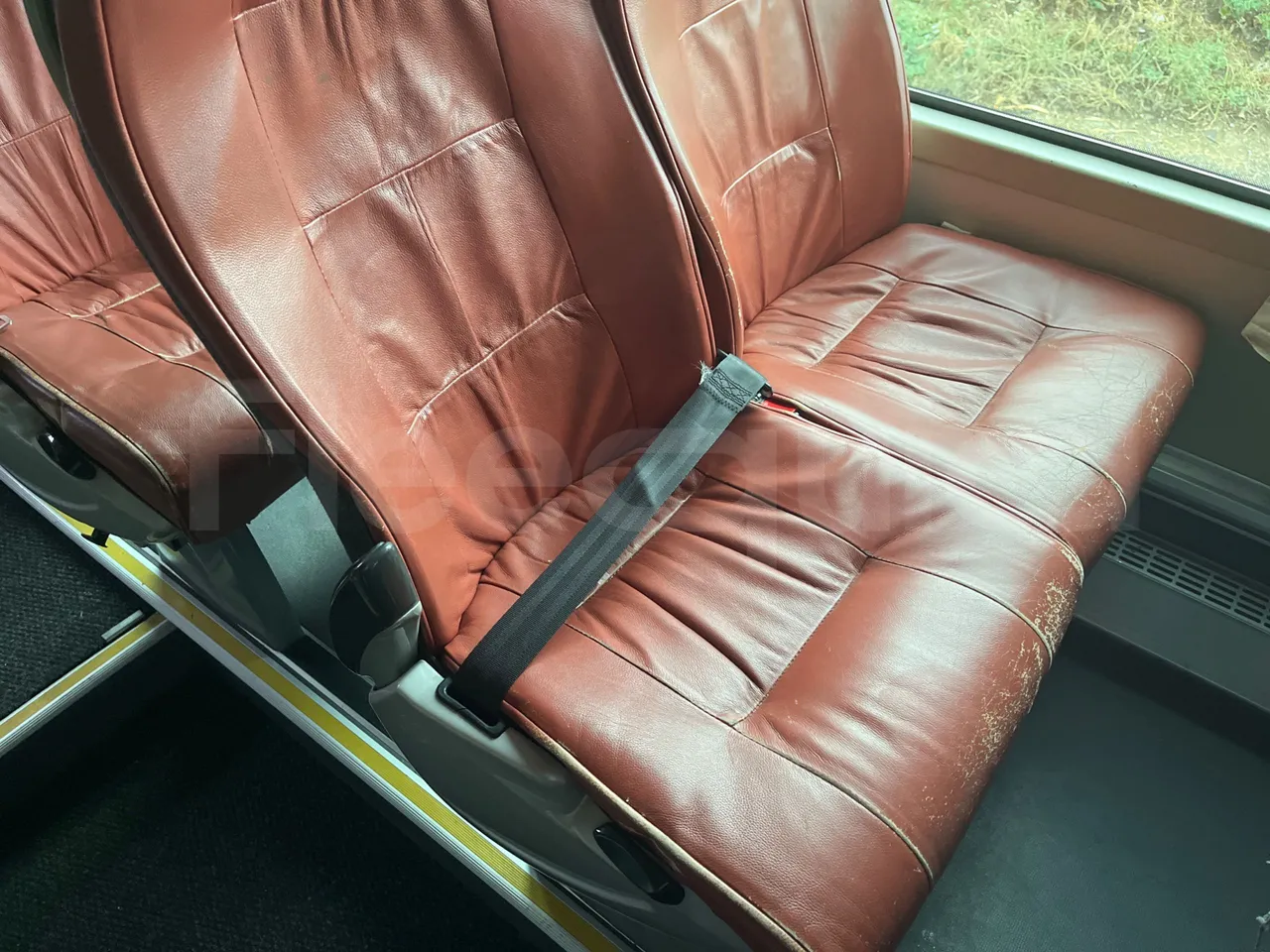 King Long XMQ6996 XMQ6996 / Euro 5 - 215 Kw - 9.895 Mt - central seat safety belt