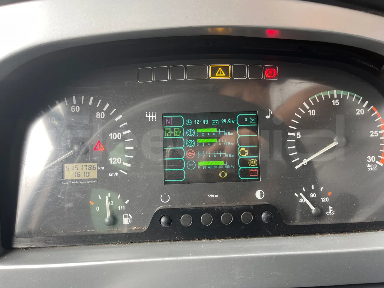 King Long XMQ6996 XMQ6996 / Euro 5 - 215 Kw - 9.895 Mt - dashboard lights on