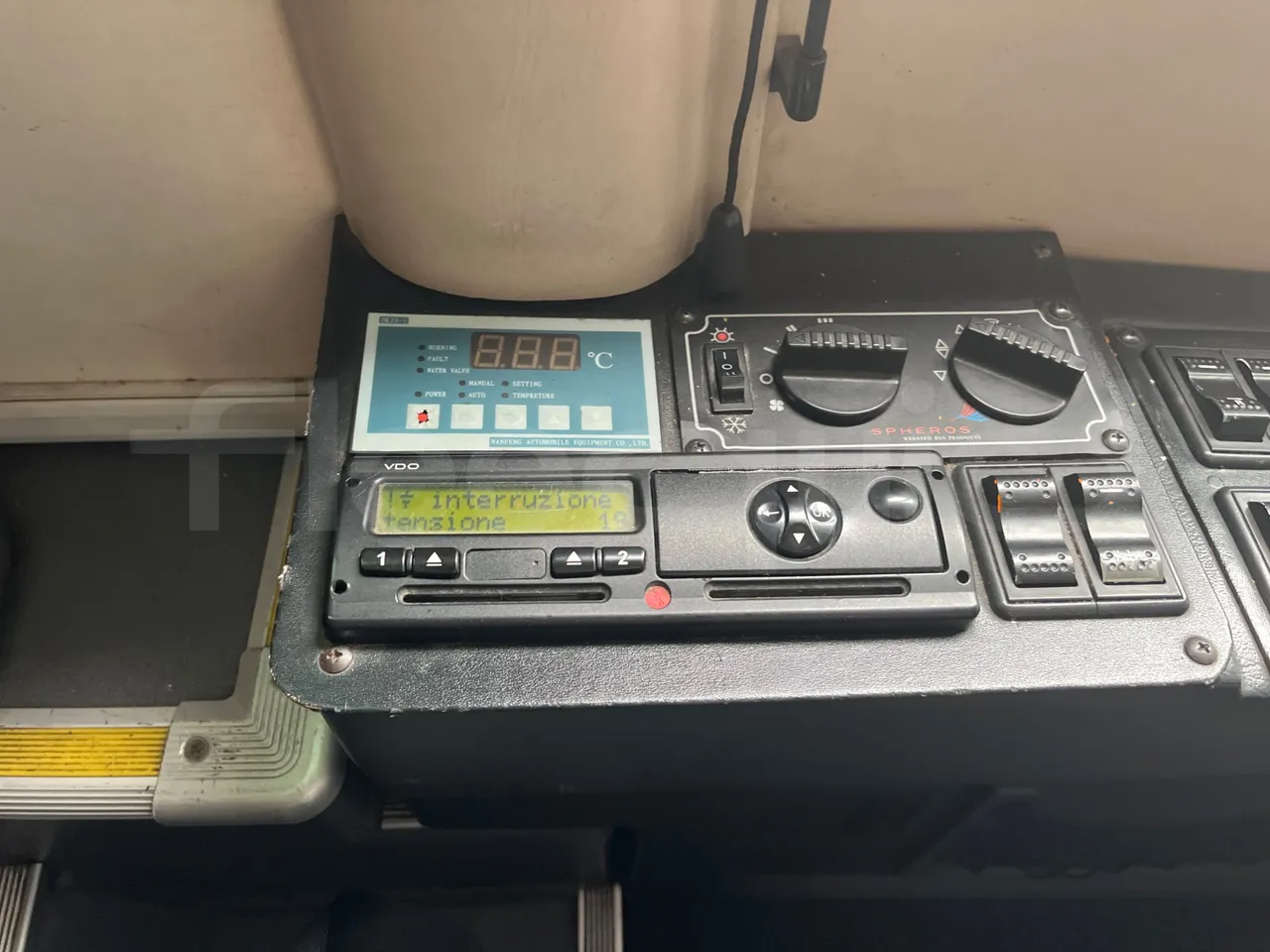 King Long XMQ6996 XMQ6996 / Euro 5 - 215 Kw - 9.895 Mt - Tachograph