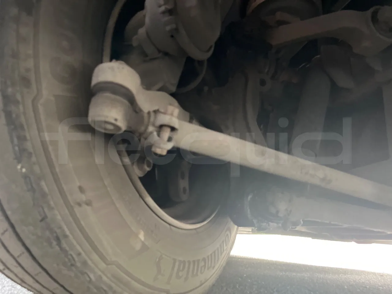 King Long XMQ6996 XMQ6996 / Euro 5 - 215 Kw - 9.895 Mt - front axle right side