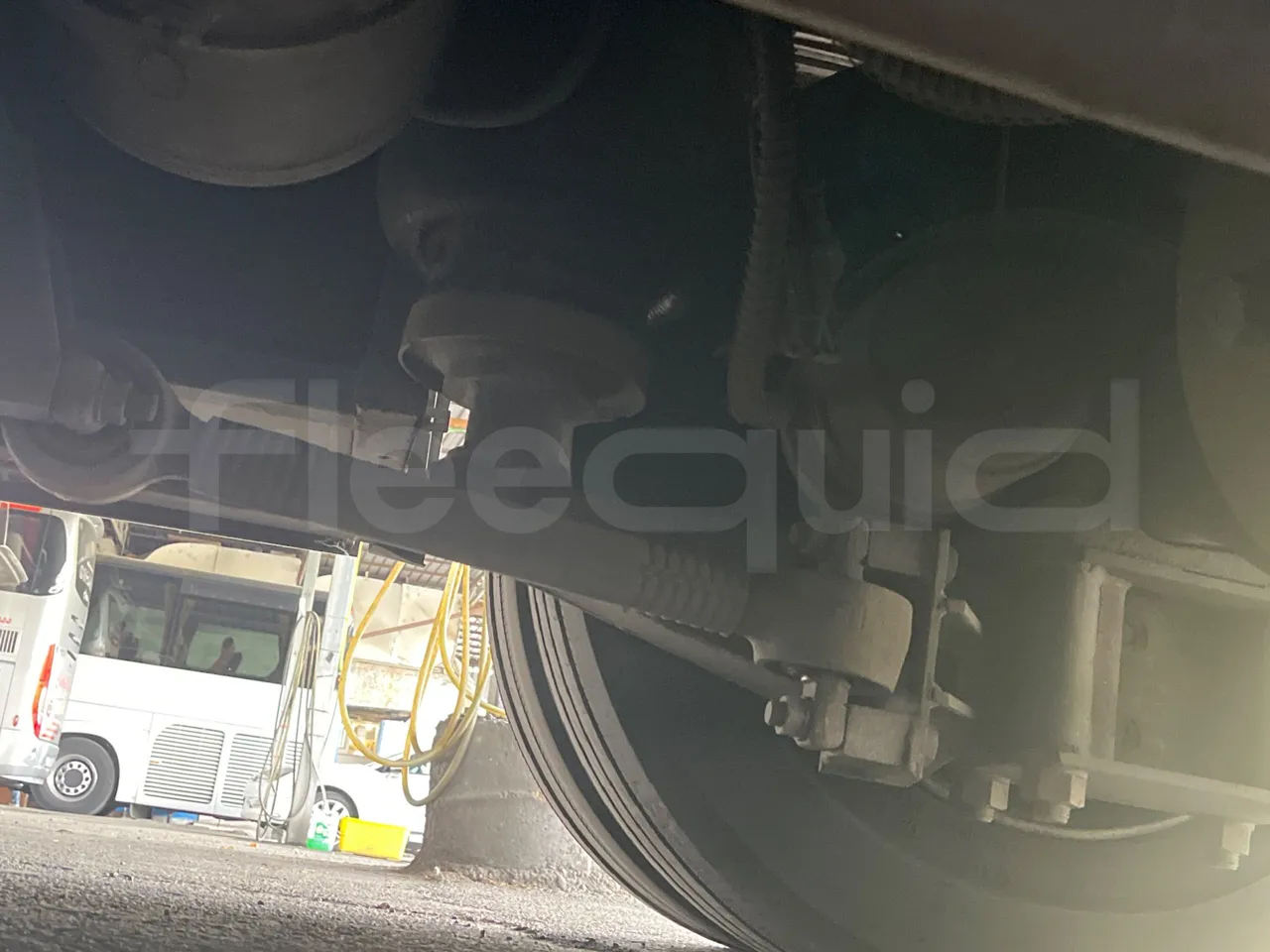 King Long XMQ6996 XMQ6996 / Euro 5 - 215 Kw - 9.895 Mt - axle 3 left side
