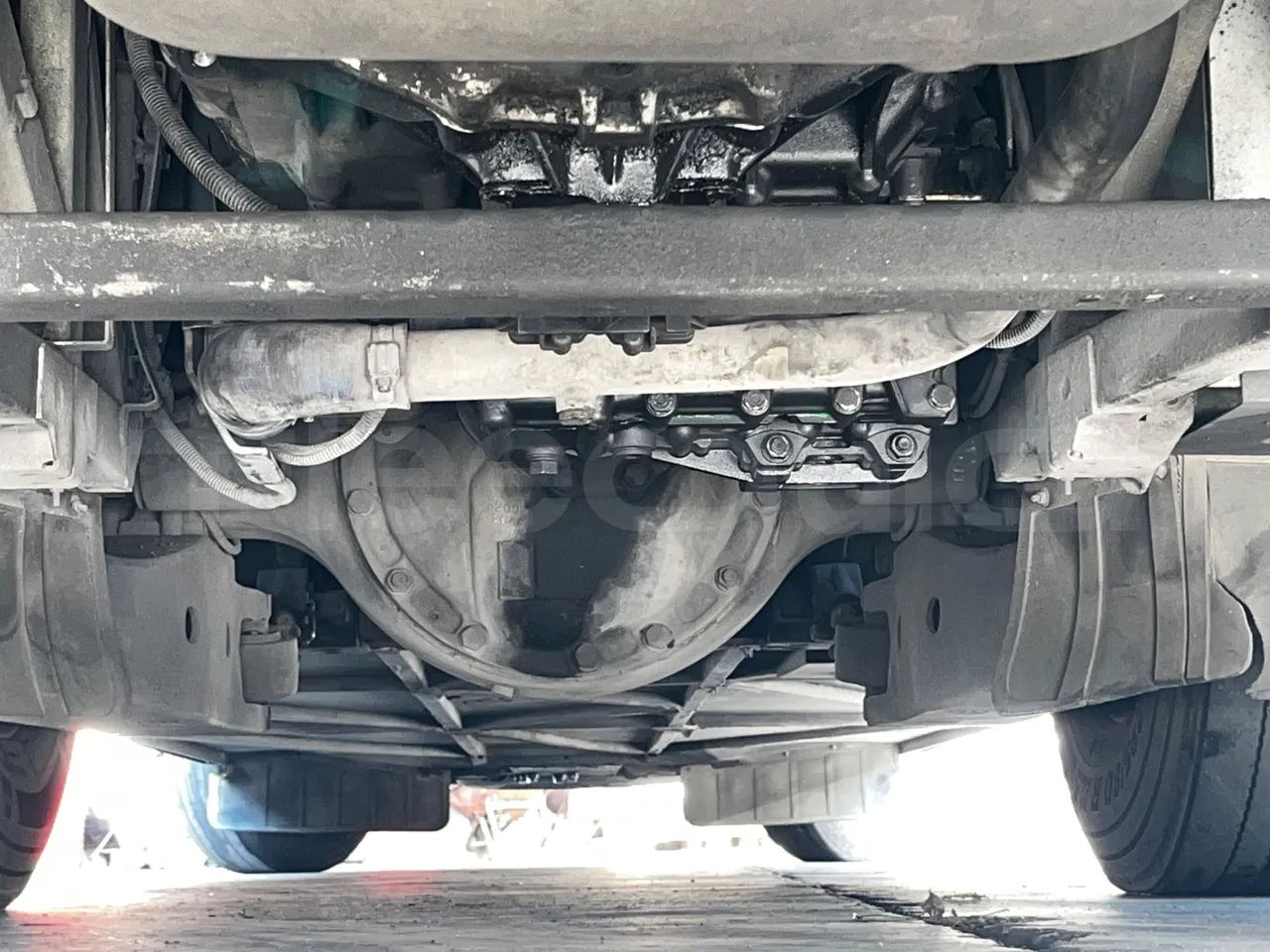 Iveco Magelys SFR210 - Euro5 - 331kW - 12.819mt - bellows turntable (18m)