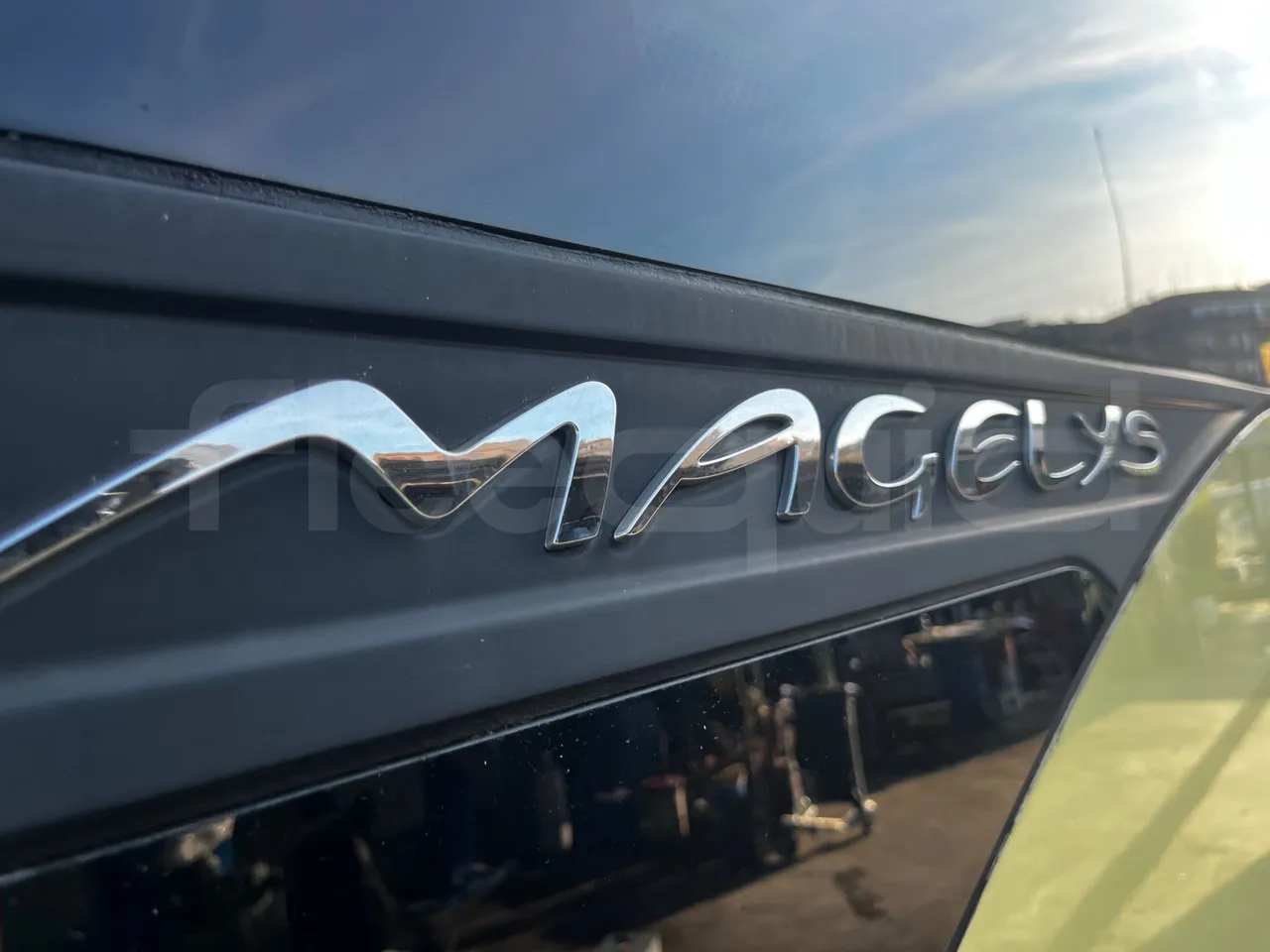 Iveco Magelys SFR210 - Euro5 - 331kW - 12.819mt - platform code photo