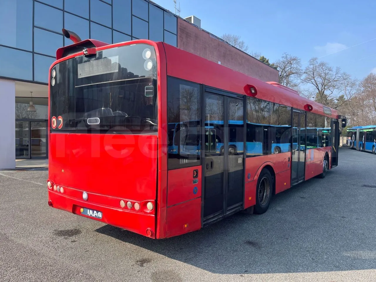 Solaris Urbino 12 - Euro6 - 240kW - 12mt - 3/4 right rear doors closed