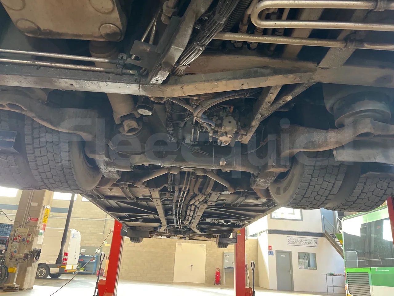 Solaris Urbino 12 - Euro6 - 240kW - 12mt - central axle (18m)