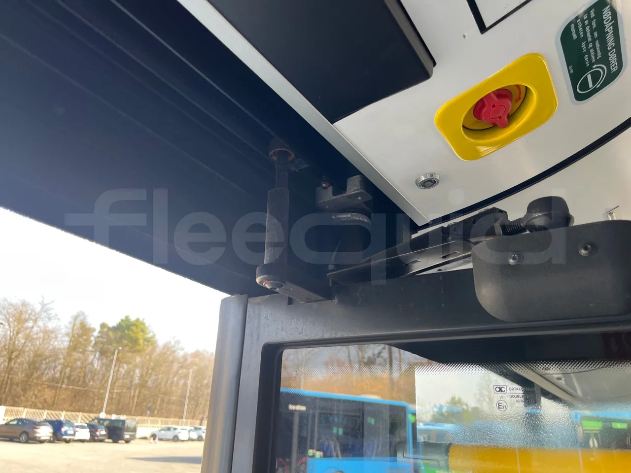 Solaris Urbino 12 - Euro6 - 240kW - 12mt - door mechanism photo