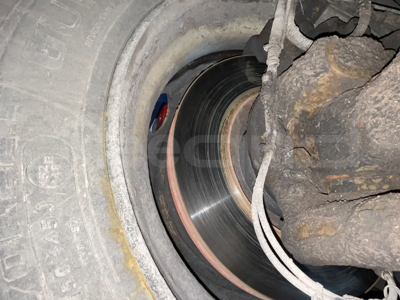 Solaris Urbino 12 - Euro6 - 240kW - 12mt - front discs left