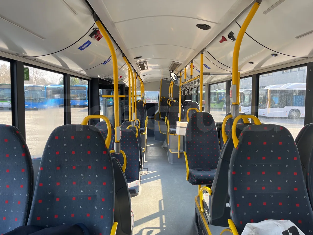 Solaris Urbino 12 - Euro6 - 240kW - 12mt - interior reverse seats driver height