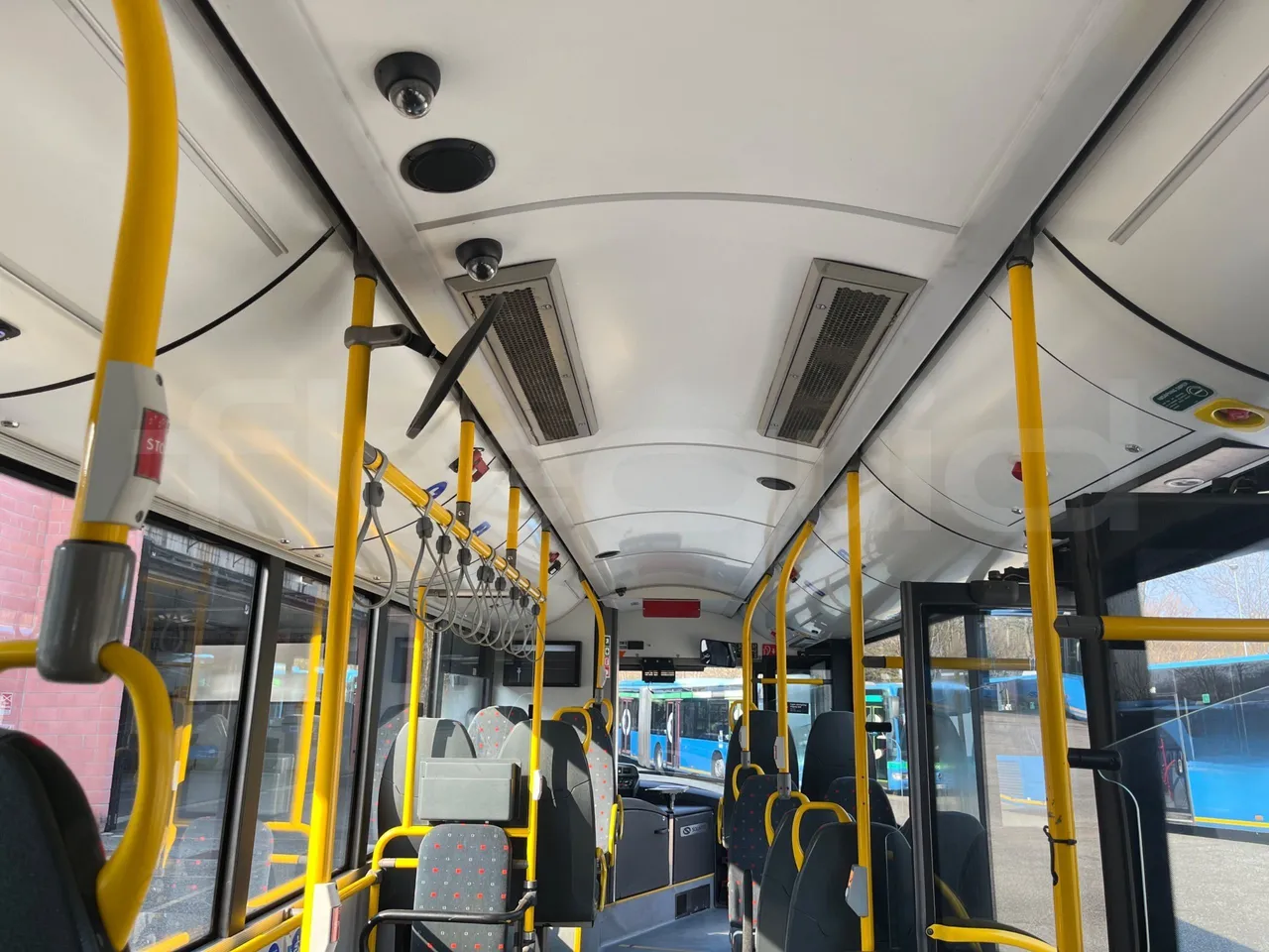 Solaris Urbino 12 - Euro6 - 240kW - 12mt - overhead compartments photo