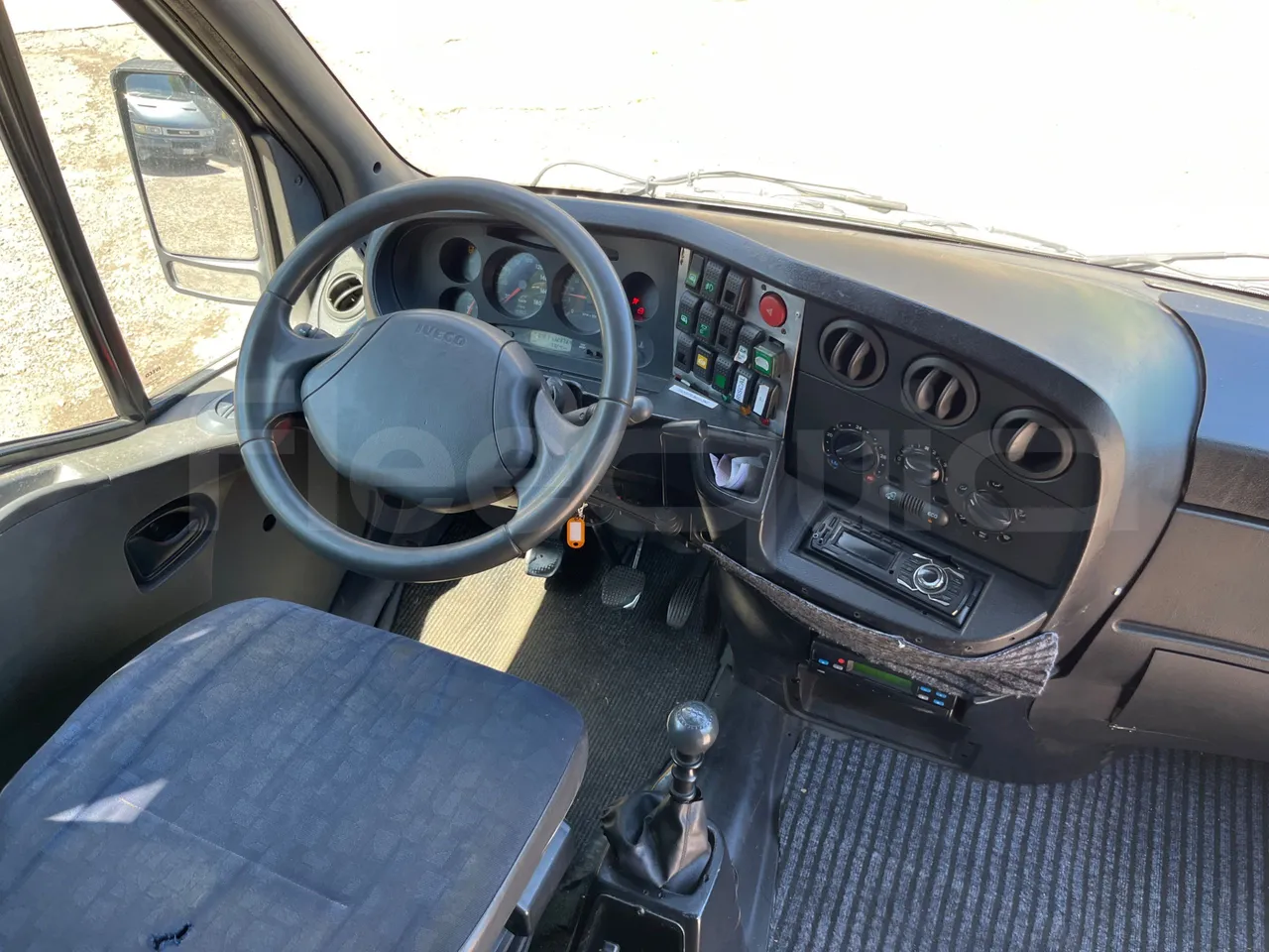 Iveco Daily A50C - EUR3 - 107kW - 6.948m - buttons panels on (mandatory for bus to scrap)
