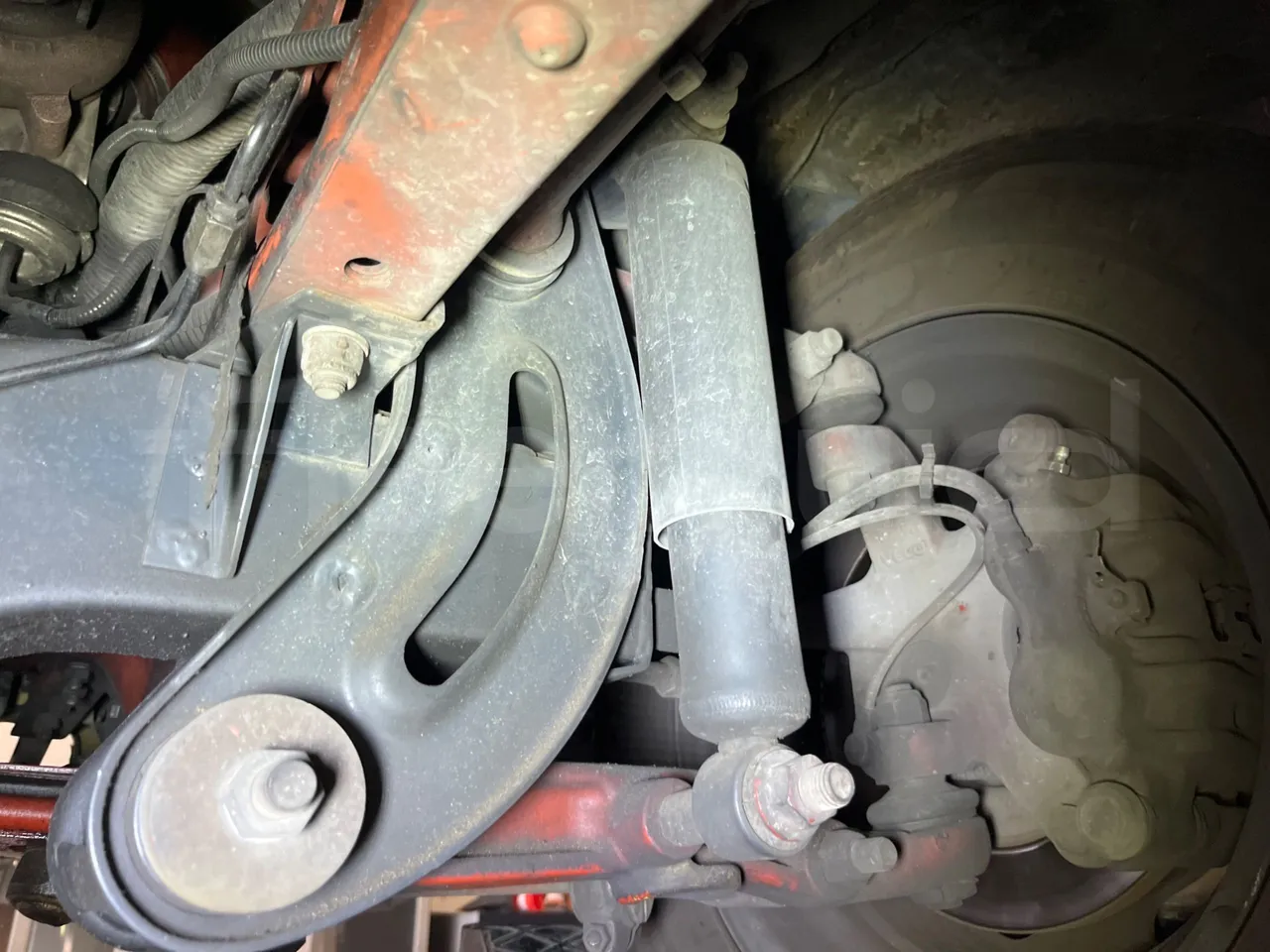 Iveco Daily A50C - EUR3 - 107kW - 6.948m - front shock absorbers right