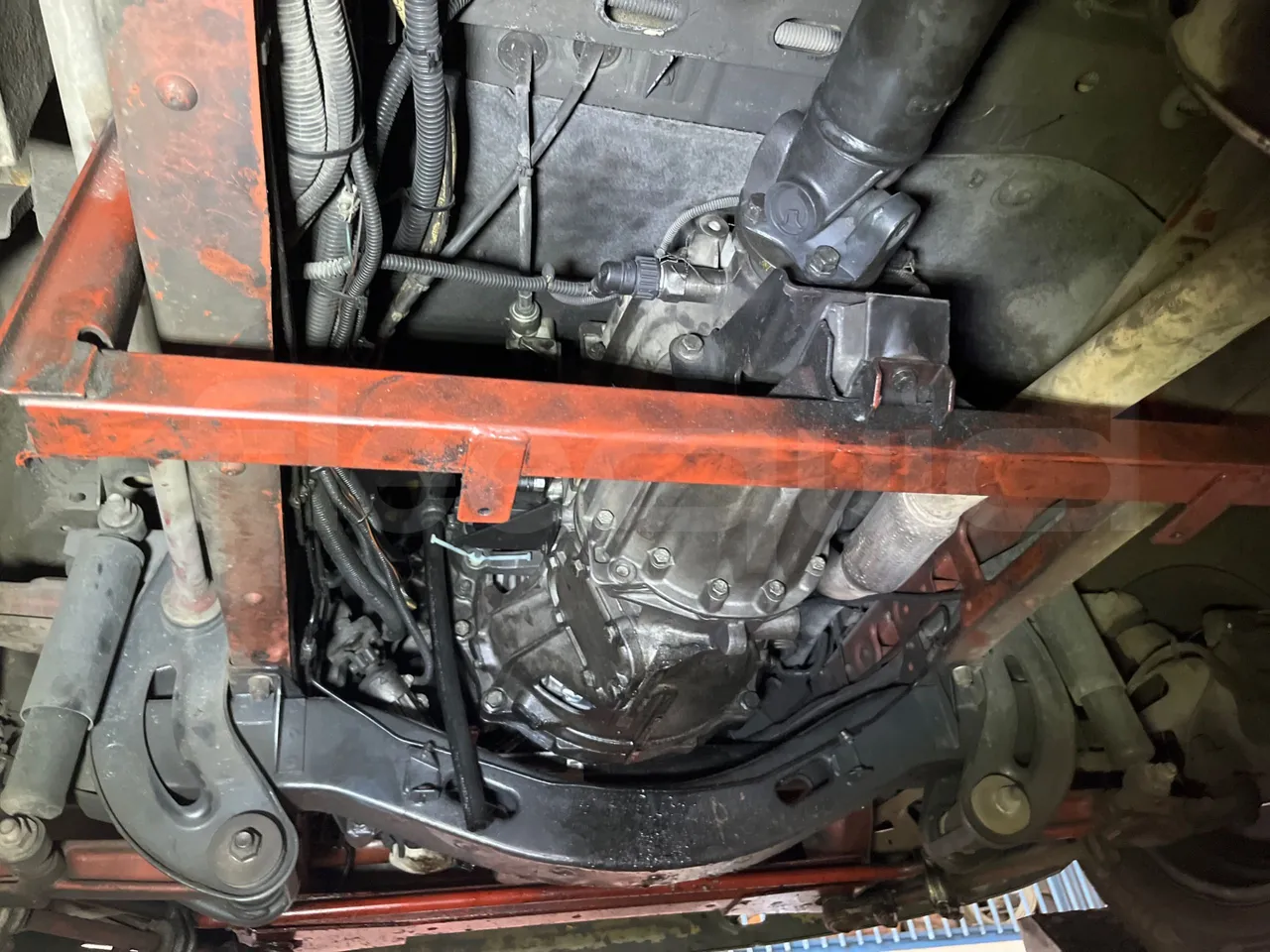 Iveco Daily A50C - EUR3 - 107kW - 6.948m - gearbox photo