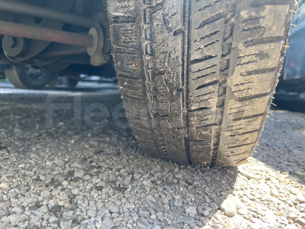 Iveco Daily A50C - EUR3 - 107kW - 6.948m - tread condition front tires left