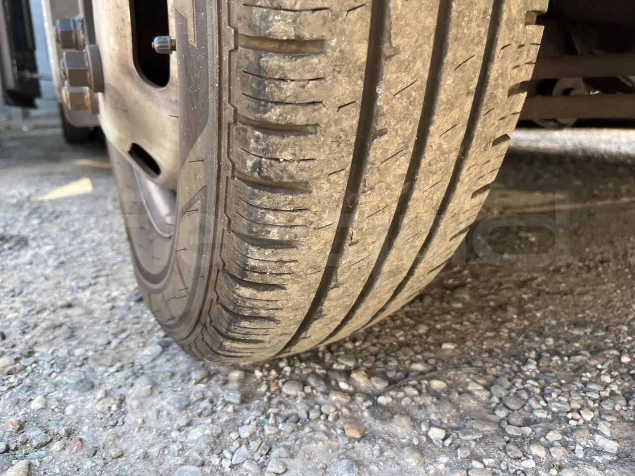 Iveco Daily A50C - EUR3 - 107kW - 6.948m - tread condition front tires right