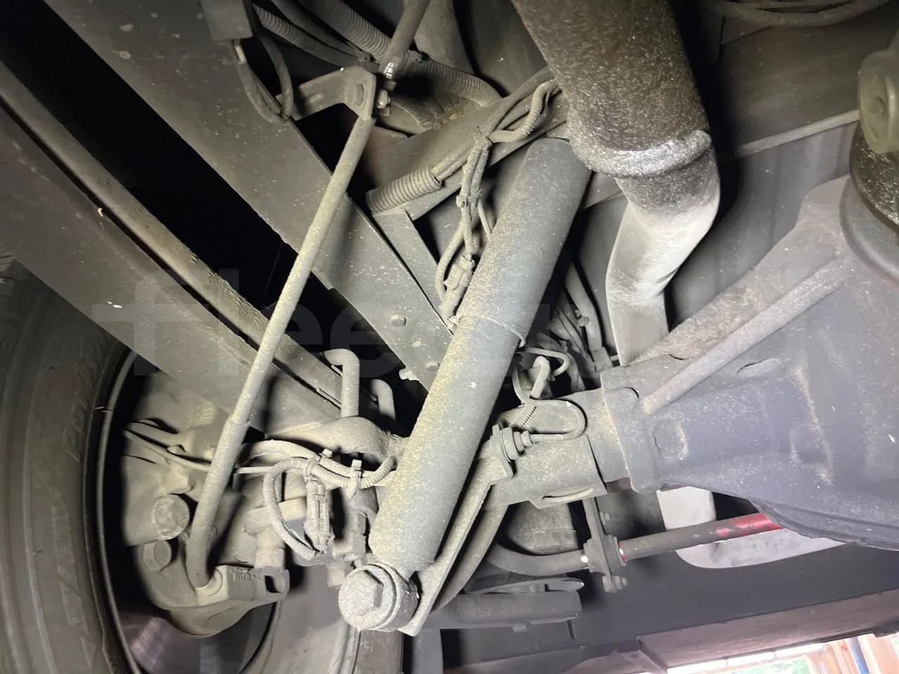 Iveco Daily A50C - EUR3 - 107kW - 6.948m - axle 2 shock absorbers 1 right