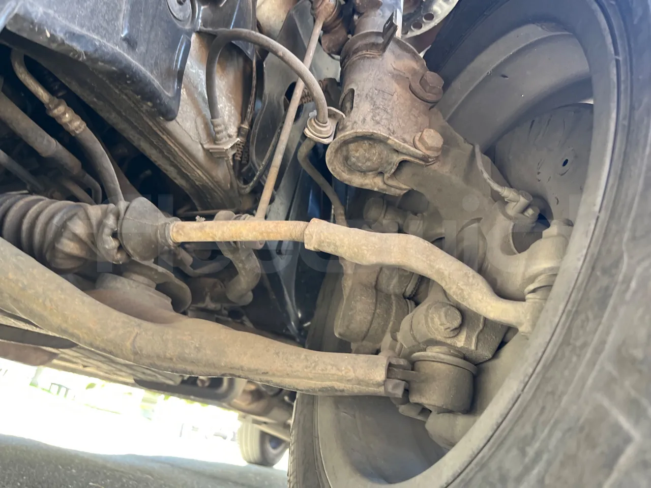 Mercedes-Benz Vito 639/2 - EUR5 - 100kW - 5.008m - front axle left side