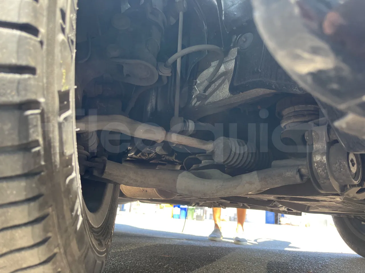 Mercedes-Benz Vito 639/2 - EUR5 - 100kW - 5.008m - front axle right side
