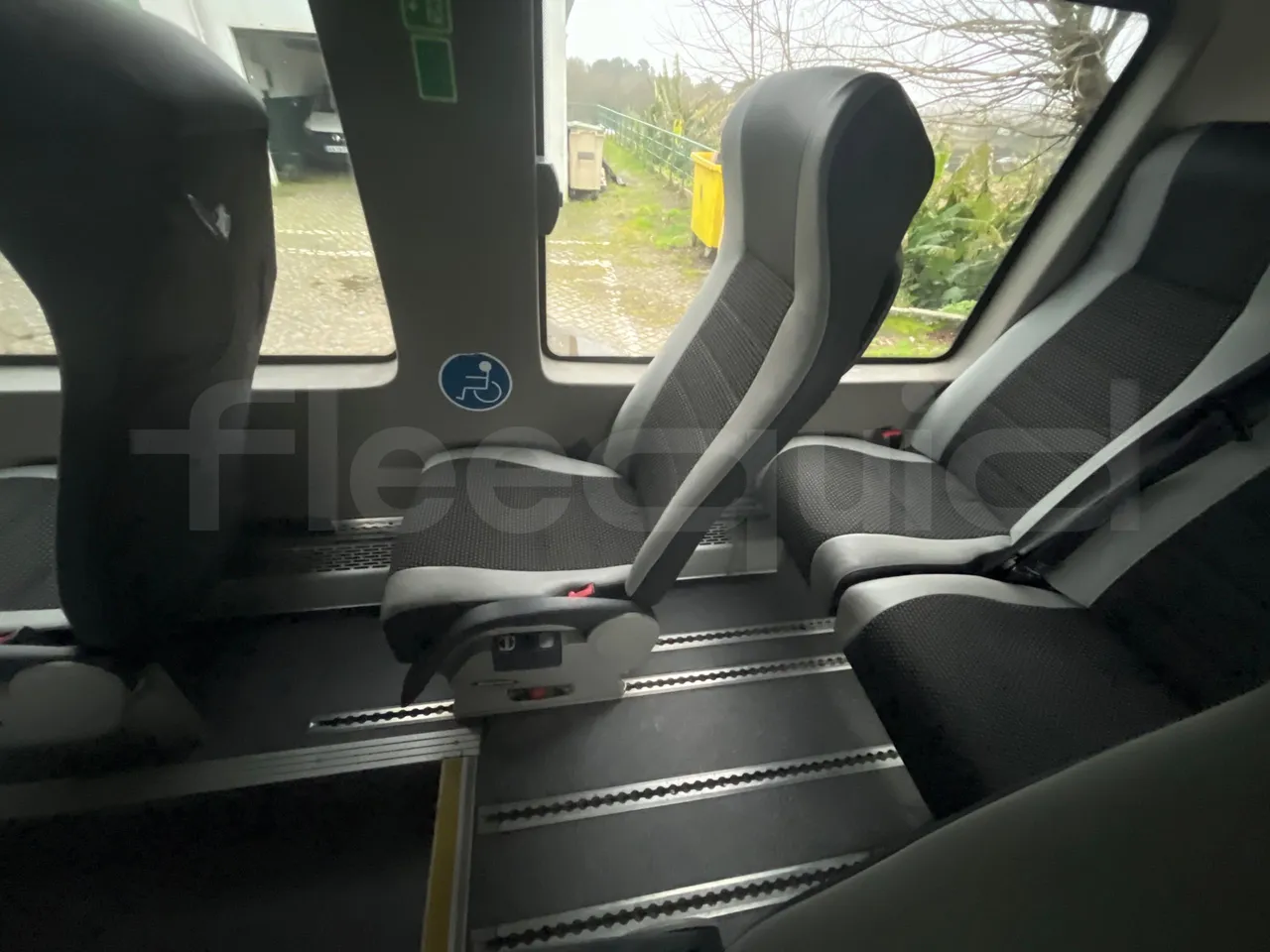 Iveco Daily A50/UNVI VENDAL - Euro 6 - 129 kW - 7.5 mt - disabled area photo