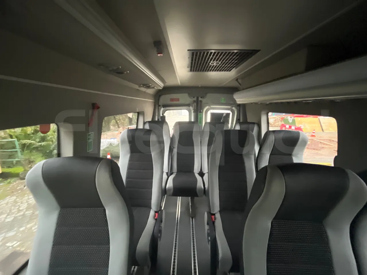 Iveco Daily A50/UNVI VENDAL - Euro 6 - 129 kW - 7.5 mt - reverse view middle aisle