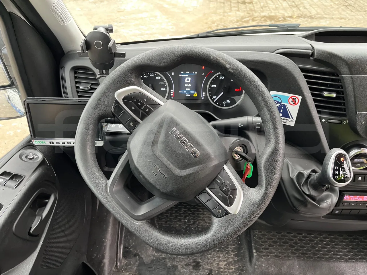 Iveco Daily A50/UNVI VENDAL - Euro 6 - 129 kW - 7.5 mt - steering wheel photo