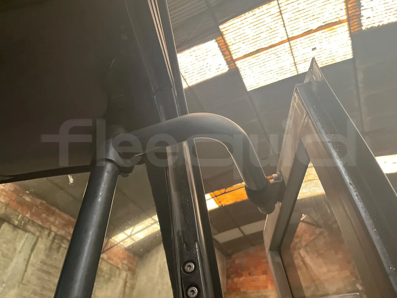 Mercedes-Benz Sprinter 416CD  - Euro3 - 115kW - 6.985mt - door mechanism photo