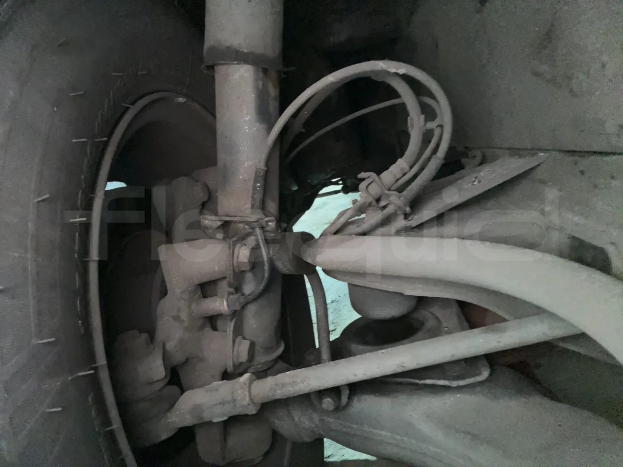 Mercedes-Benz Sprinter 416CD  - Euro3 - 115kW - 6.985mt - front brake calipers right