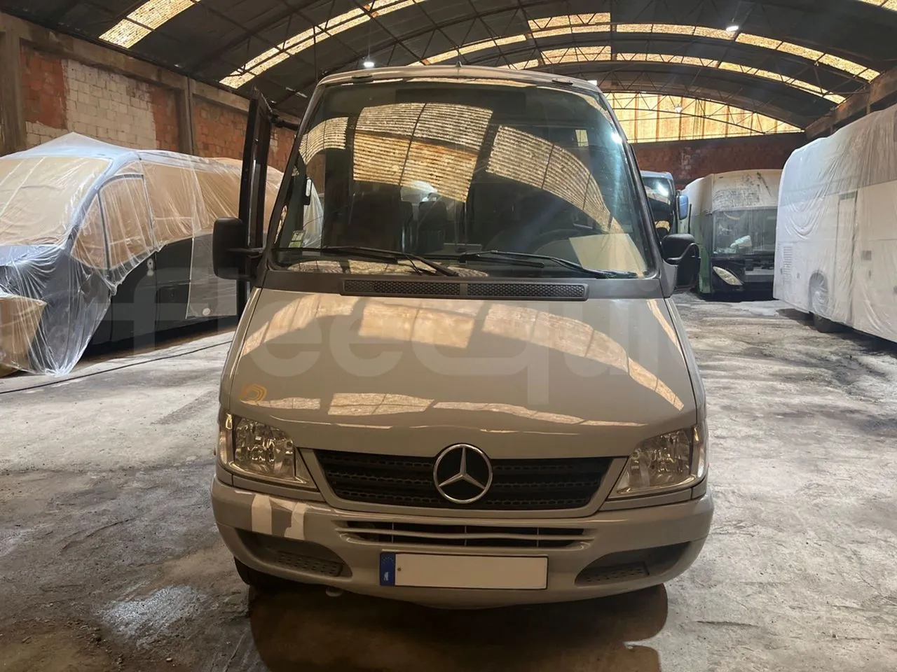 Mercedes-Benz Sprinter 416CD  - Euro3 - 115kW - 6.985mt - front photo