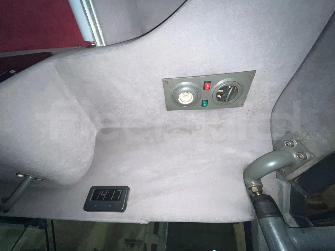 Mercedes-Benz Sprinter 416CD  - Euro3 - 115kW - 6.985mt - power outlets detail