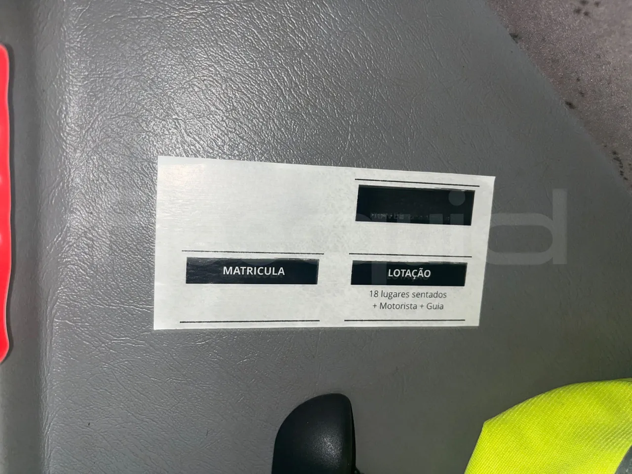 Mercedes-Benz Sprinter 416CD  - Euro3 - 115kW - 6.985mt - seat plate photo