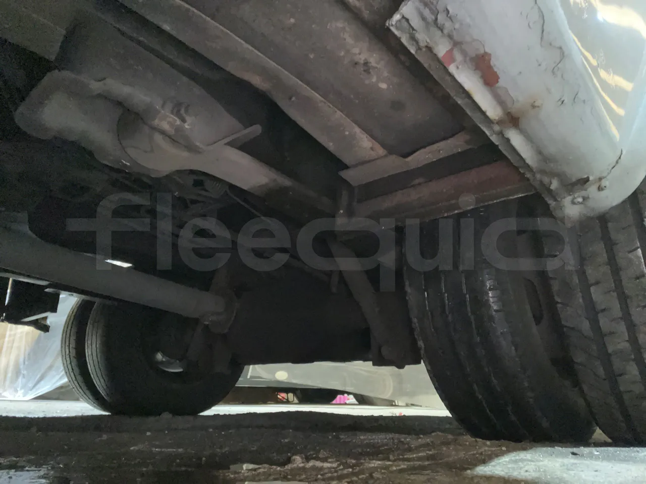 Mercedes-Benz Sprinter 416CD  - Euro3 - 115kW - 6.985mt - axle 2 shock absorbers 2 left