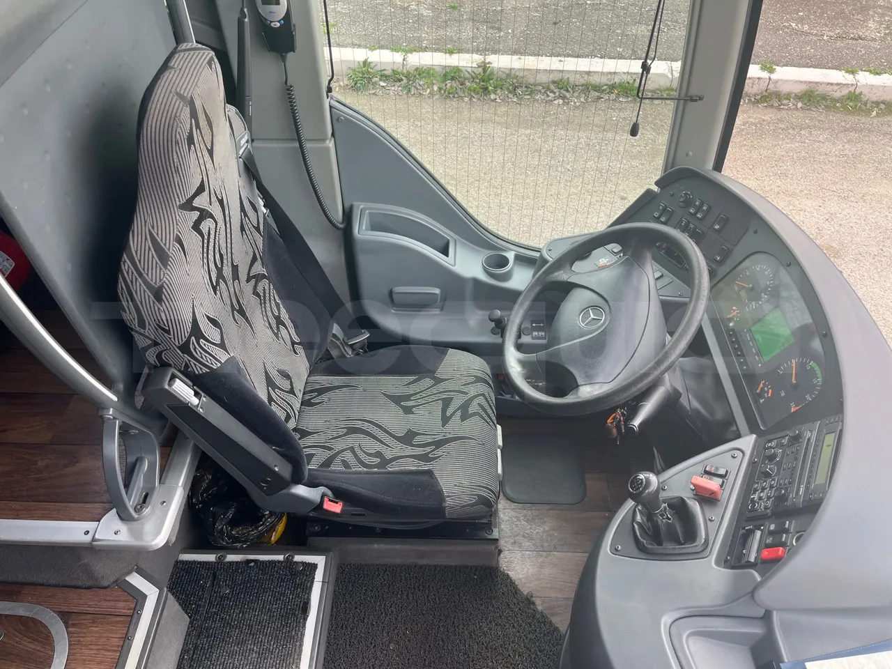 Mercedes-Benz Tourismo RHD 632 01 - Euro5 - 300kW - 12.140mt - driver microphone accessories photo