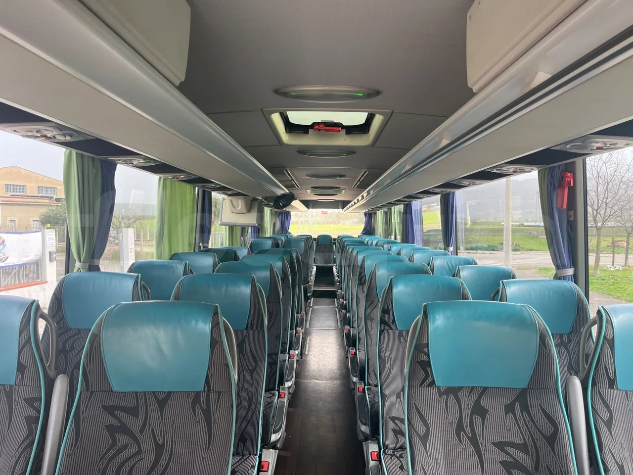 Mercedes-Benz Tourismo RHD 632 01 - Euro5 - 300kW - 12.140mt - hostes microphone accessories photo