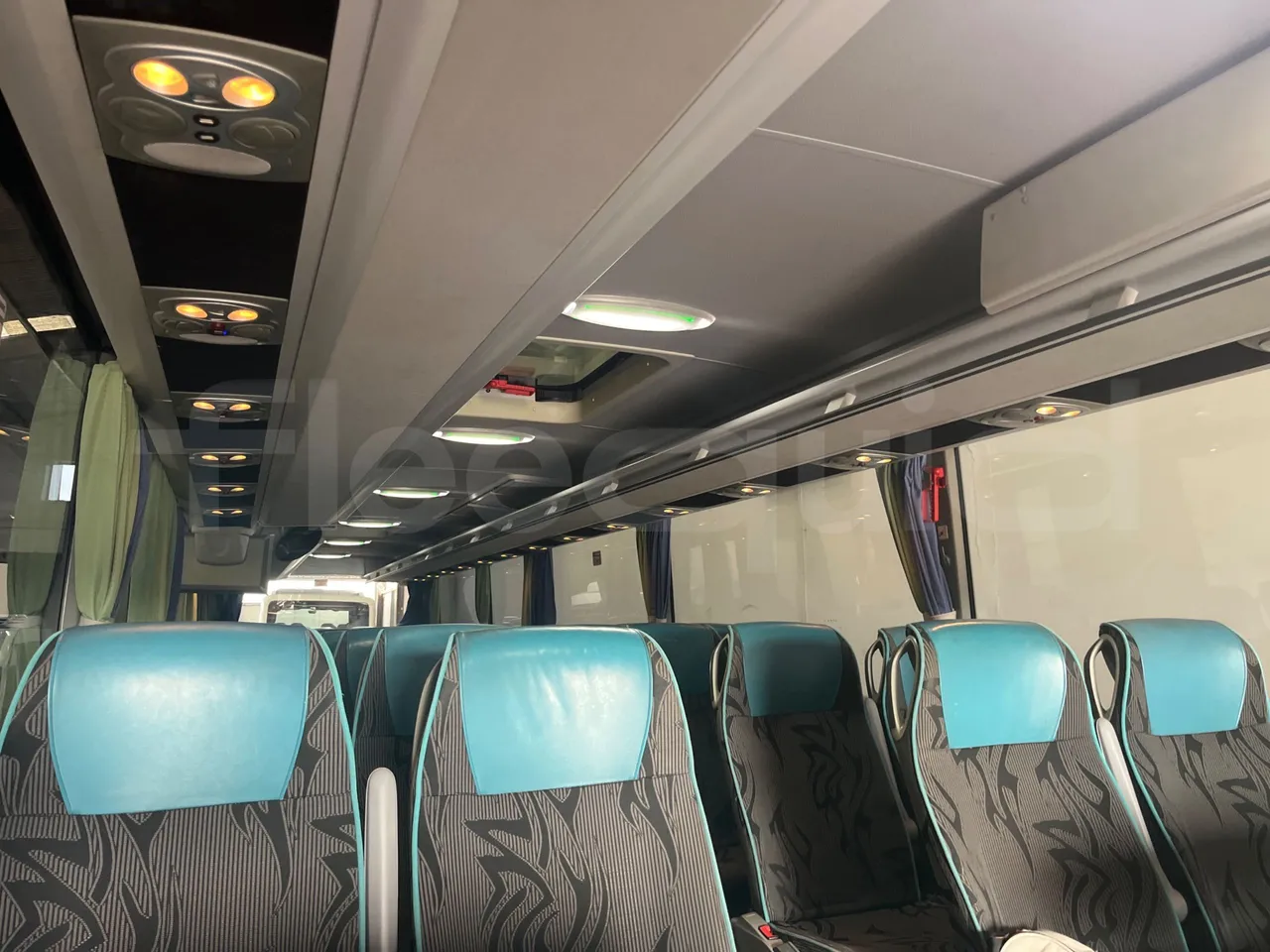 Mercedes-Benz Tourismo RHD 632 01 - Euro5 - 300kW - 12.140mt - bellows turntable (18m)