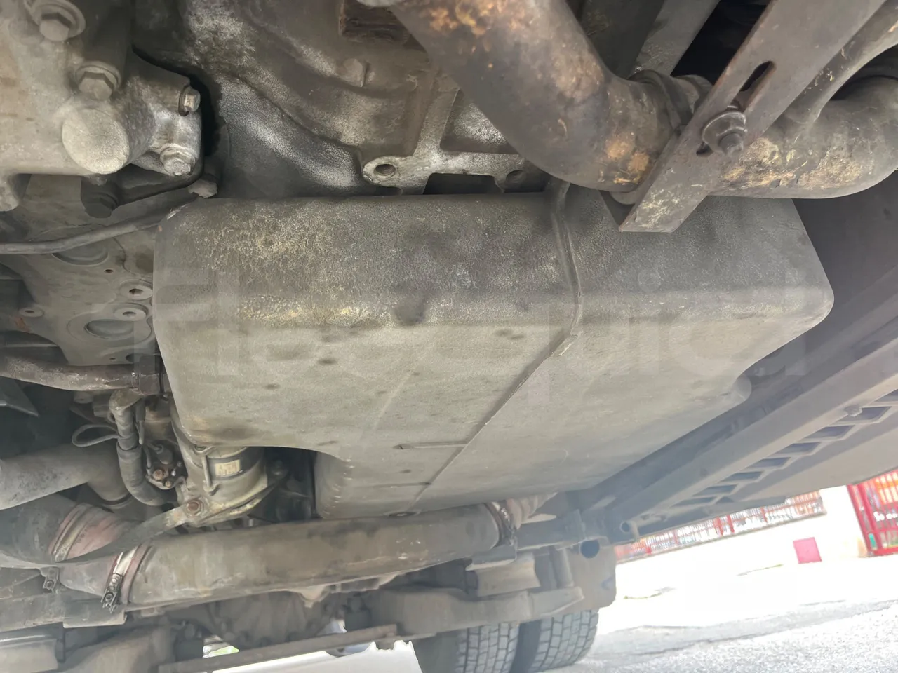 Mercedes-Benz Tourismo RHD 632 01 - Euro5 - 300kW - 12.140mt - axel 3 caliper brakes left