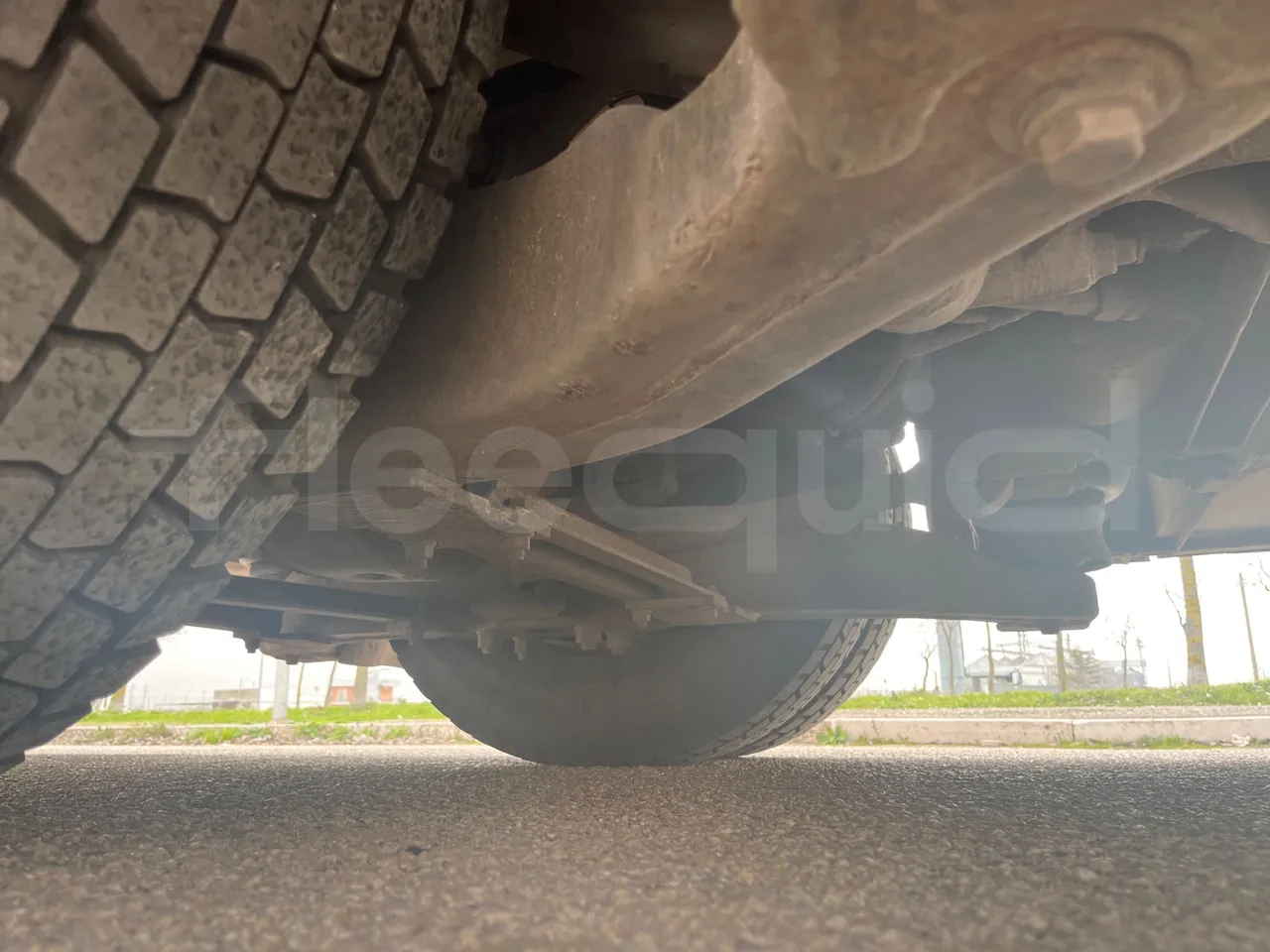 Mercedes-Benz Tourismo RHD 632 01 - Euro5 - 300kW - 12.140mt - axle 2 discs left