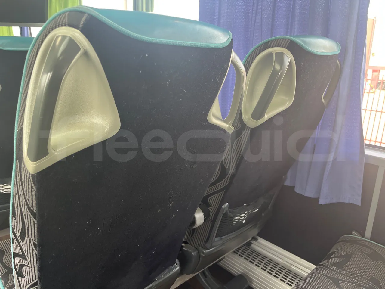 Mercedes-Benz Tourismo RHD 632 01 - Euro5 - 300kW - 12.140mt - forward view all seats last row height