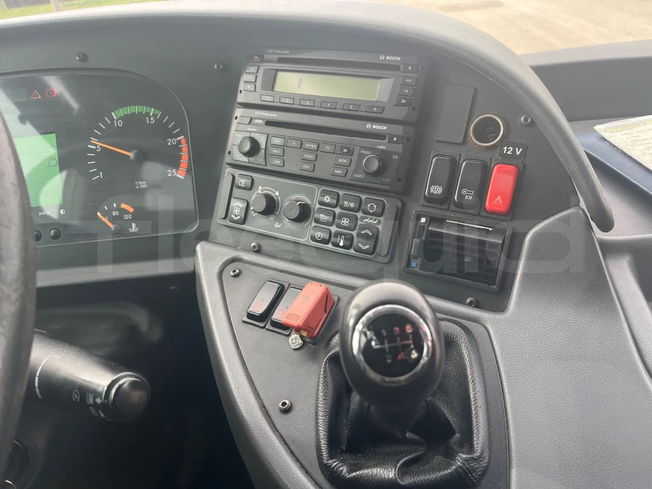 Mercedes-Benz Tourismo RHD 632 01 - Euro5 - 300kW - 12.140mt - Tachograph