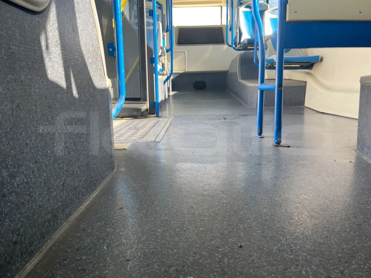 BredaMenarinibus Vivacity Plus C - Euro5 - 161kW - 8mt - seat brackets photo