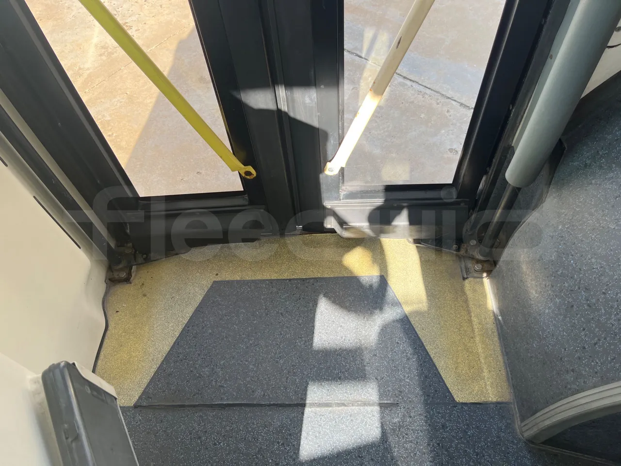 BredaMenarinibus Vivacity Plus C - Euro5 - 161kW - 8mt - door mechanism photo