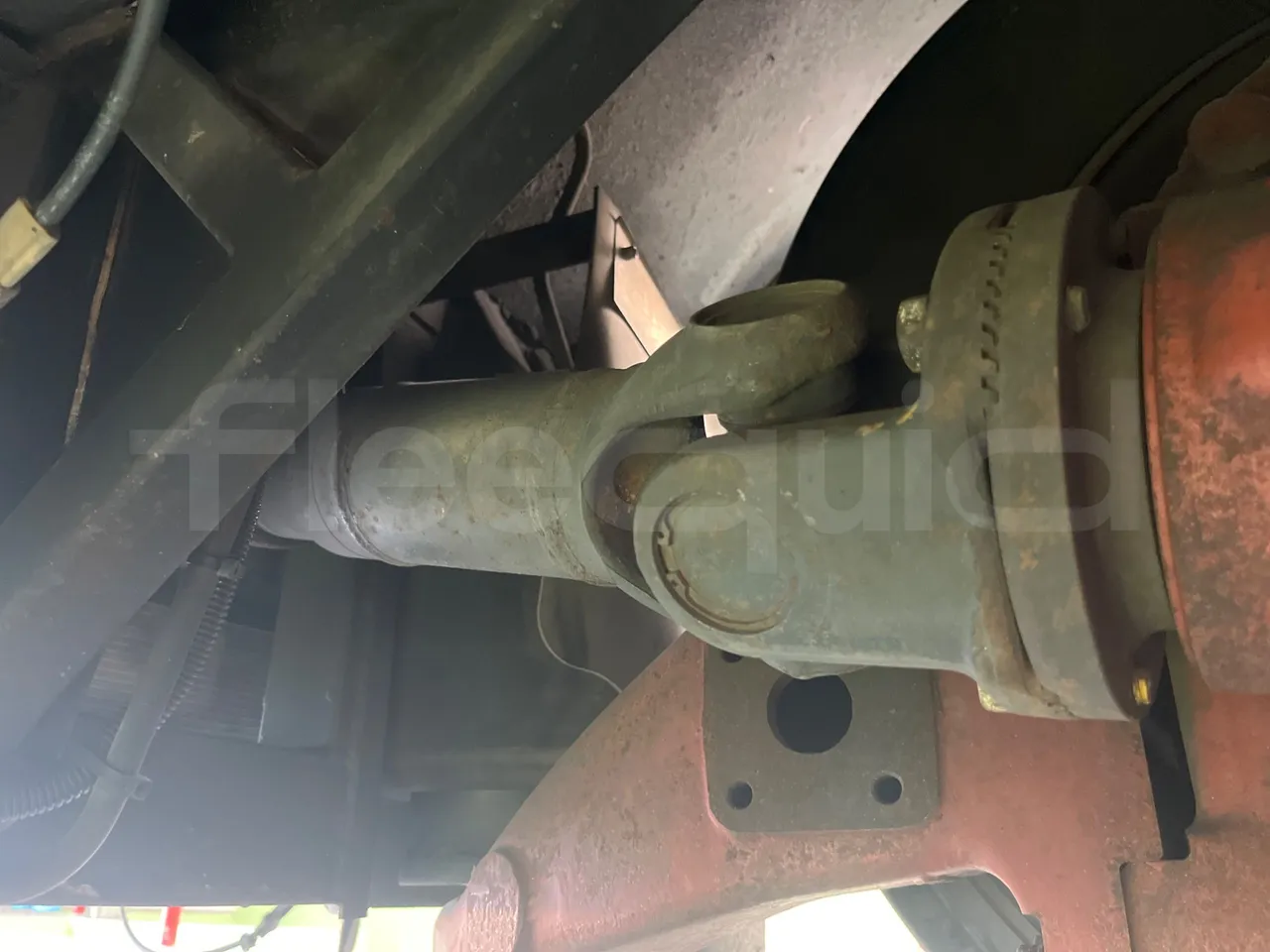 BredaMenarinibus Vivacity Plus C - Euro5 - 161kW - 8mt - driveshaft photo