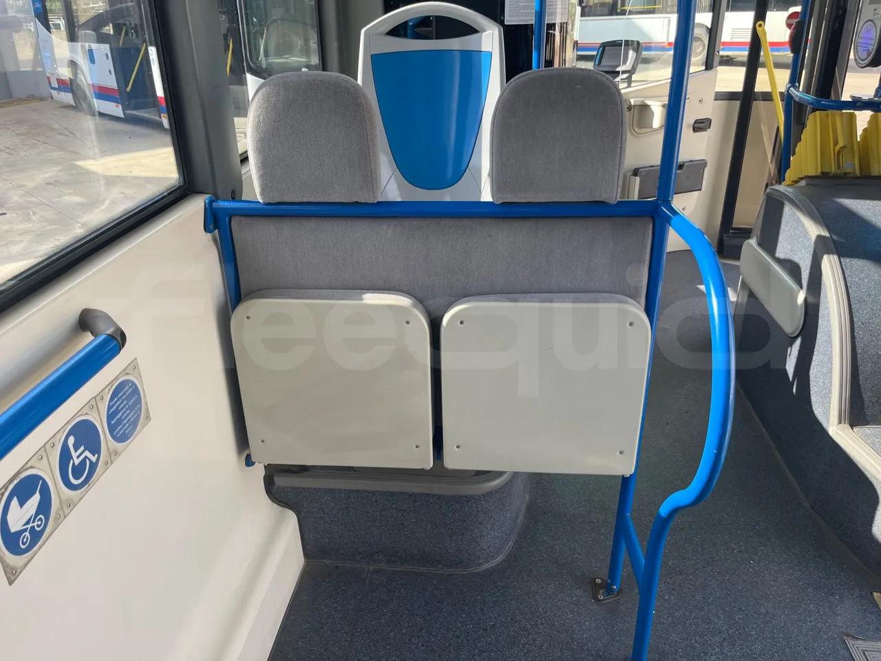 BredaMenarinibus Vivacity Plus C - Euro5 - 161kW - 8mt - folding seat photo