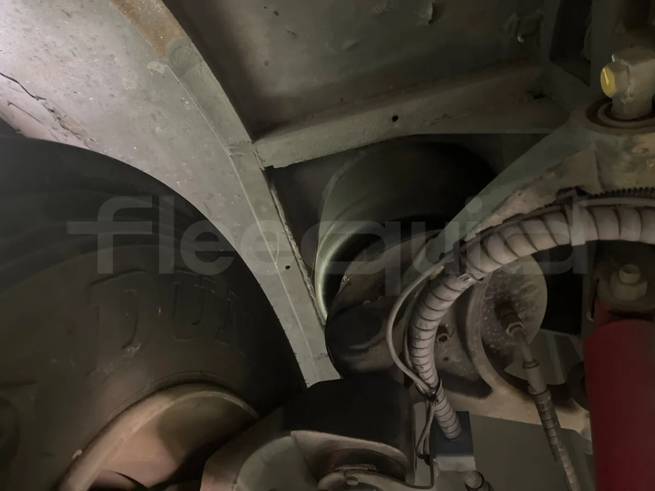 BredaMenarinibus Vivacity Plus C - Euro5 - 161kW - 8mt - front air springs left