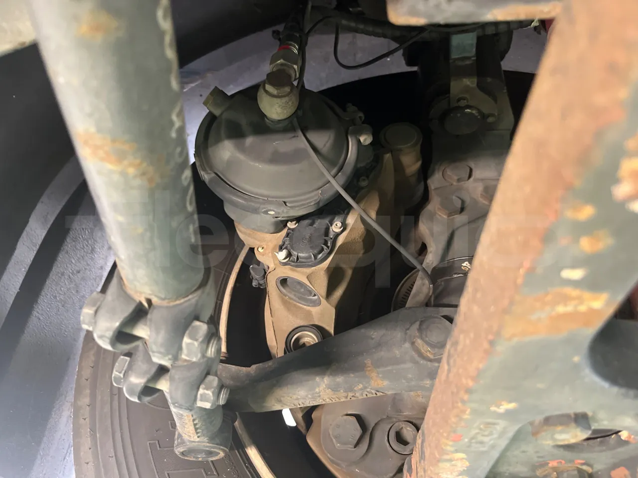 BredaMenarinibus Vivacity Plus C - Euro5 - 161kW - 8mt - front brake calipers right