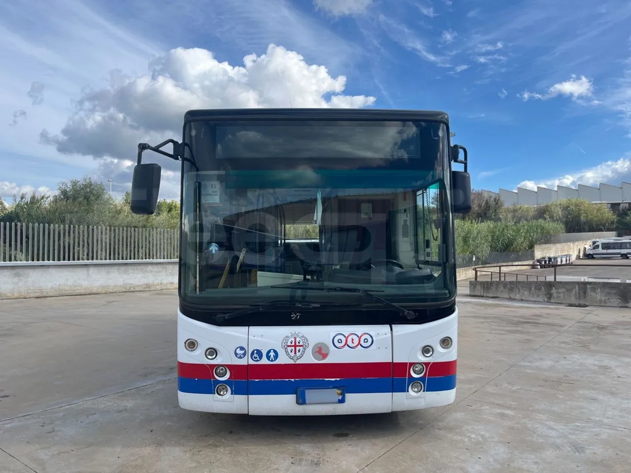 BredaMenarinibus Vivacity Plus C - Euro5 - 161kW - 8mt - front photo