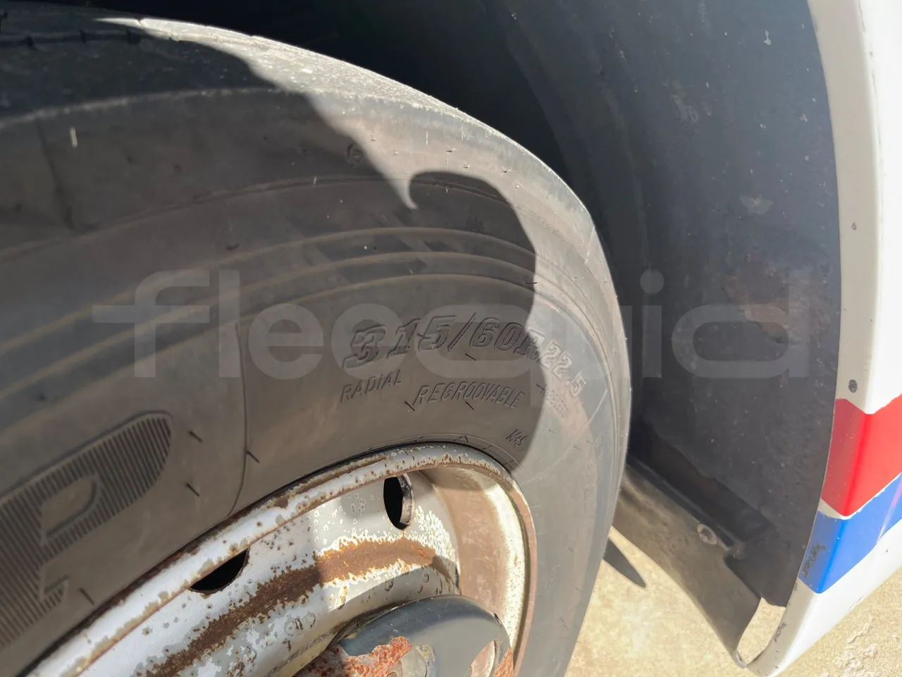 BredaMenarinibus Vivacity Plus C - Euro5 - 161kW - 8mt - front left tire measurements