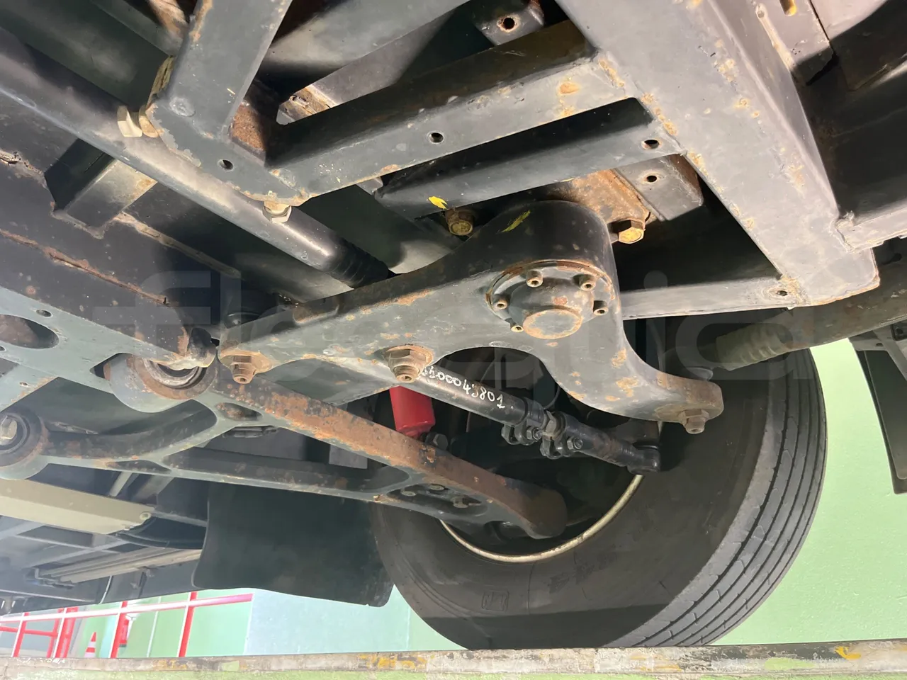 BredaMenarinibus Vivacity Plus C - Euro5 - 161kW - 8mt - front axle left side