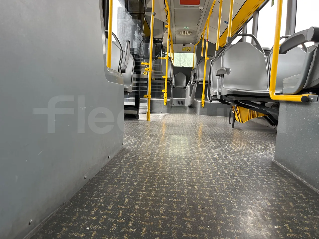 Mercedes-Benz O 530 5303/P - Euro 5 - 210 kW - 11.950 mt - seat brackets photo