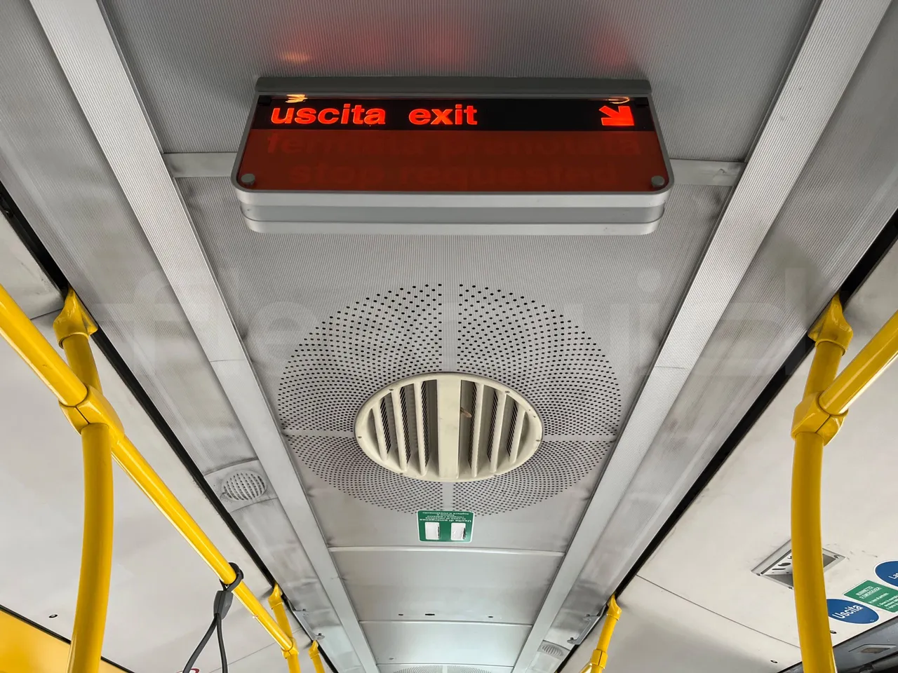 Mercedes-Benz O 530 5303/P - Euro 5 - 210 kW - 11.950 mt - roof hatch 2